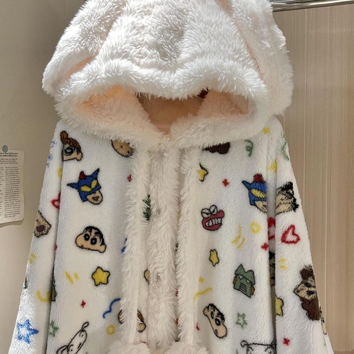 Crayon Shin-chan cartoon coral - огляд і ціна Bathrobe